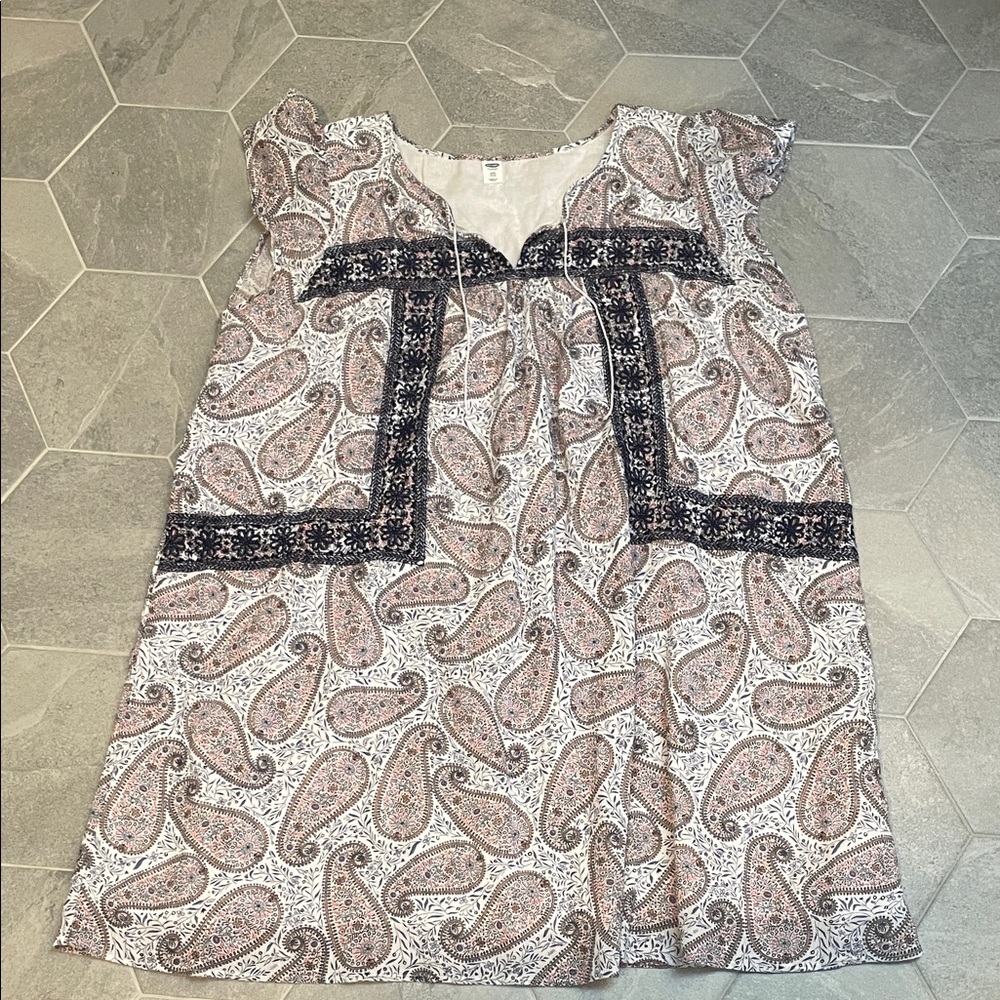 Old Navy White & Blue Paisley Swing Dress with Lace Trim – Women’s XXL